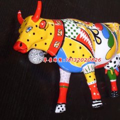 玻璃鋼牛雕塑，玻璃鋼彩繪雕塑