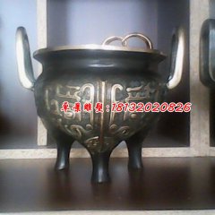 三足銅鼎，仿古香爐銅雕