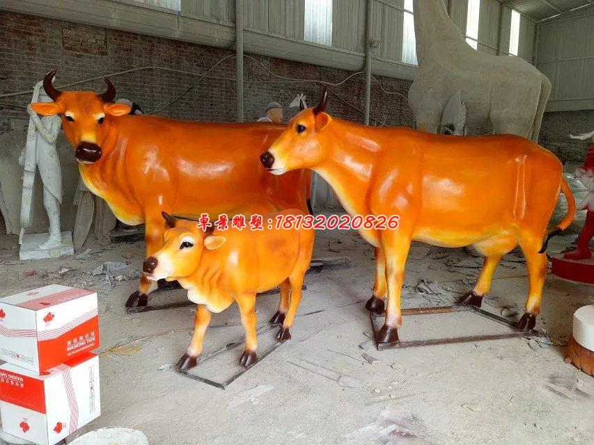 玻璃鋼牛雕塑，玻璃鋼動物雕塑 (2)