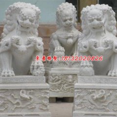 漢白玉石獅子雕塑，石雕看門獅