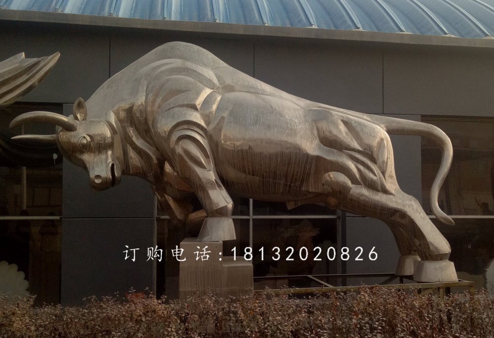 不銹鋼拓荒牛雕塑，不銹鋼動物雕塑