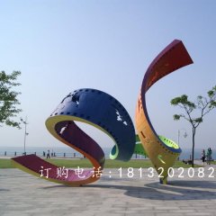 不銹鋼五彩膠卷雕塑，不銹鋼景觀雕塑