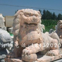 獅子滾繡球石雕，晚霞紅獅子雕塑