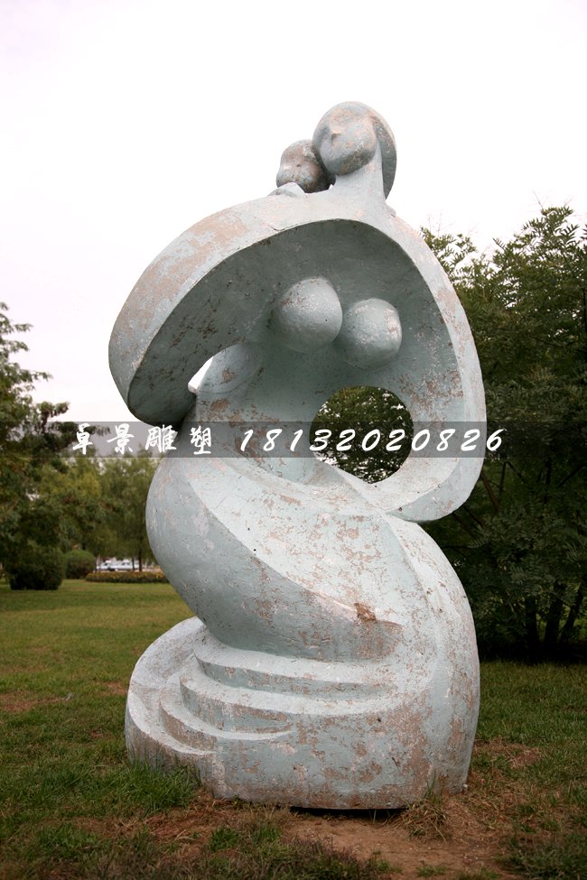 公園抽象人物石雕，母子情深石雕