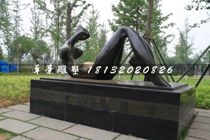 抽象人物銅雕，公園雕塑