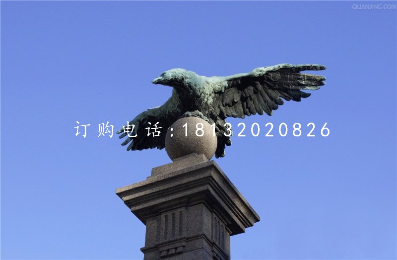 老鷹踩球銅雕，青銅老鷹雕塑