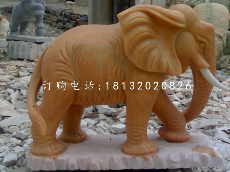 晚霞紅大象，石雕動物