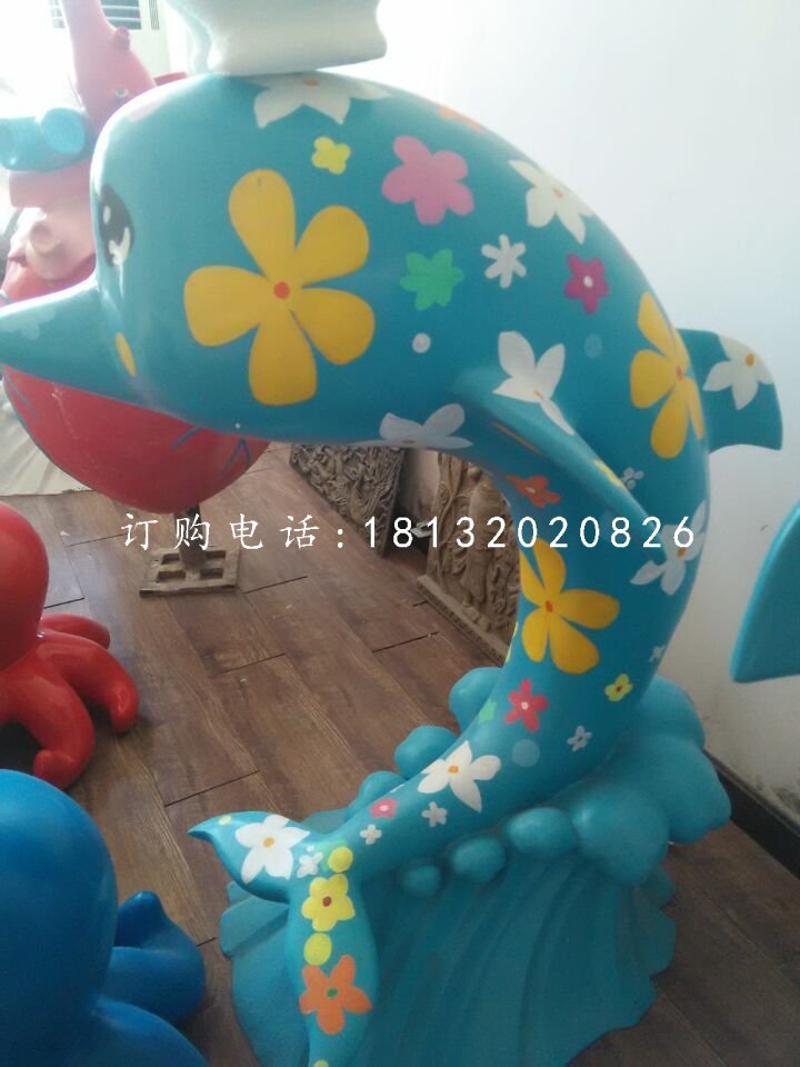 彩繪小海豚雕塑，玻璃鋼動物