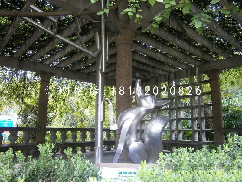 不銹鋼狐貍雕塑，動物雕塑