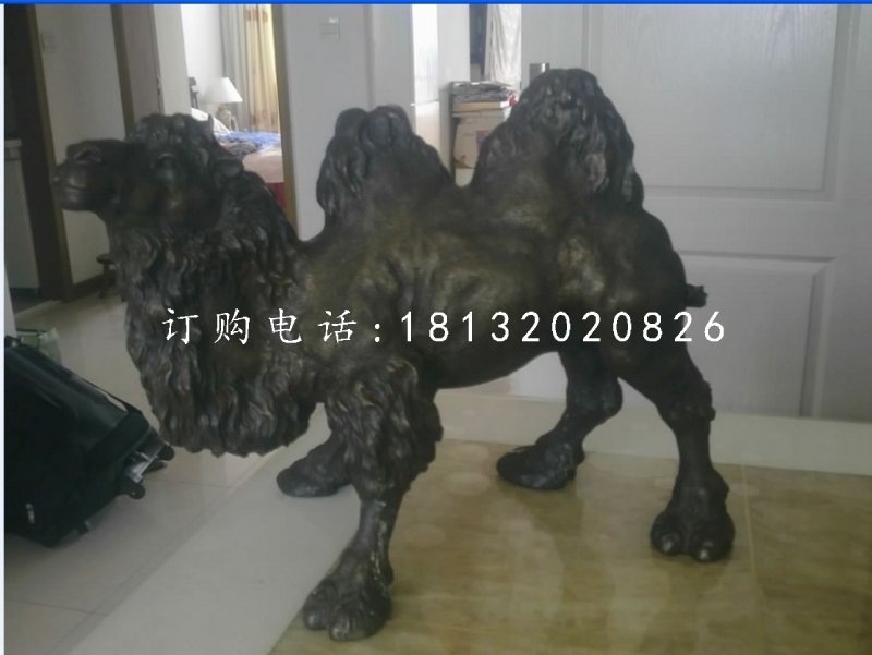 駱駝雕塑，玻璃鋼仿銅動物