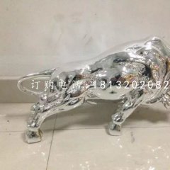 開荒牛雕塑，廣場不銹鋼牛雕塑