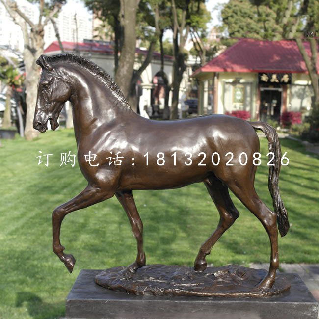 走路的馬銅雕，公園動物銅雕